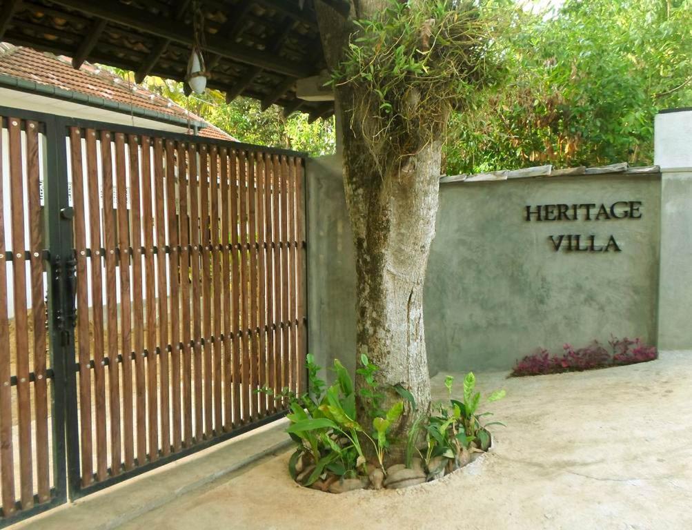 Heritage Villa ฮิกคาดูวา ภายนอก รูปภาพ